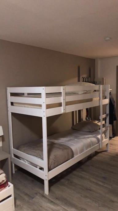 Les Déserts Au Bout Du Bois Piscine Sauna Hammam Accessible En Saison Et Le Logement Accessible Toute L Annee מראה חיצוני תמונה
